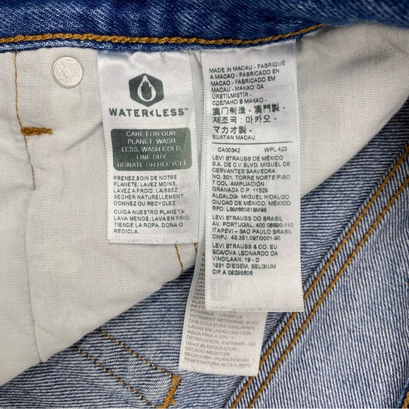 Levi's 501 High Rise Distressed Blue Jean Cutoff Denim Shorts Waist 31 Raw Hem - Picture 5 of 12